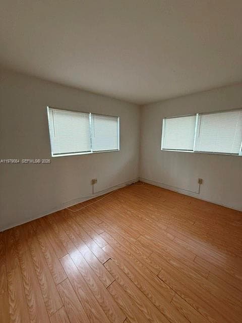 2430 135th St 102 photo 24