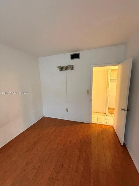 2430 135th St 102 photo 18