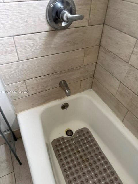 2430 135th St 102 photo 21