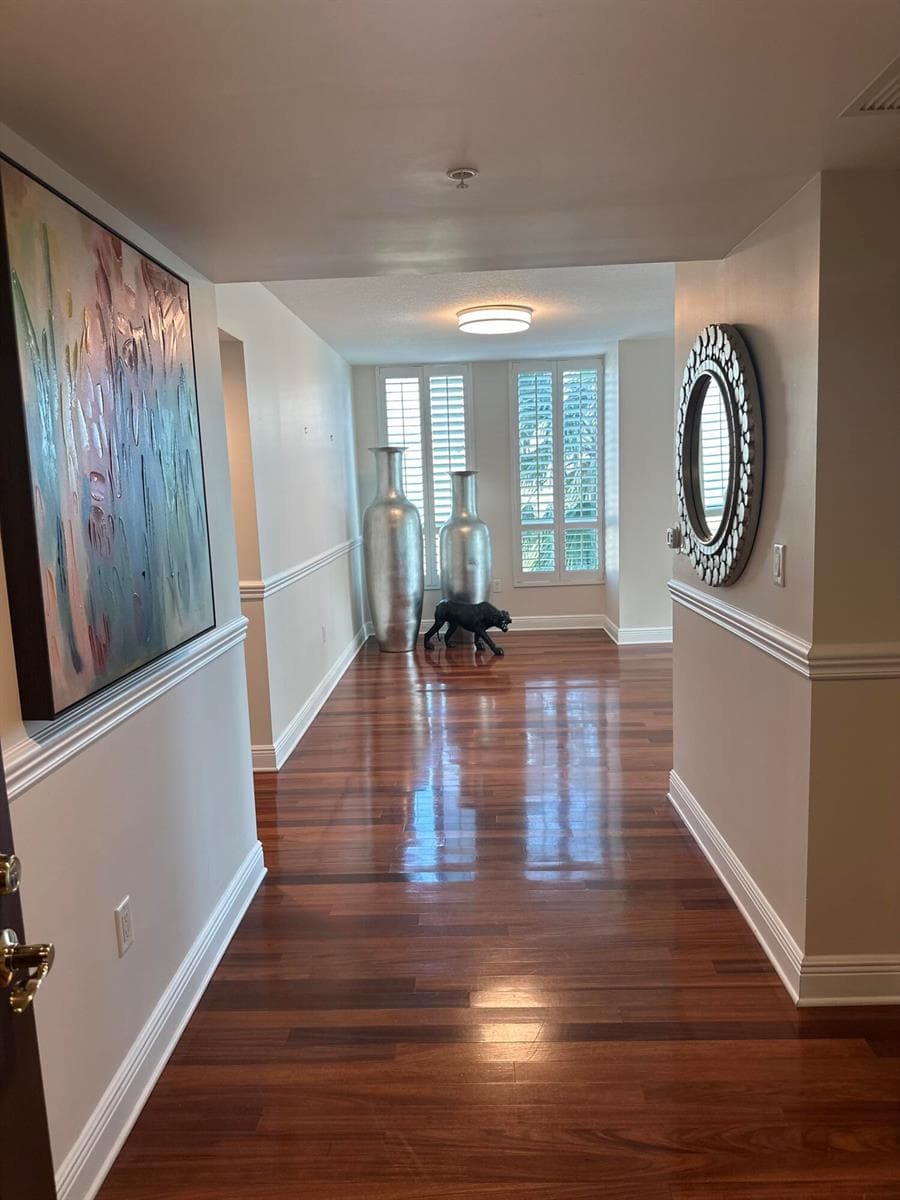 610 W Las Olas Boulevard 517 photo 2