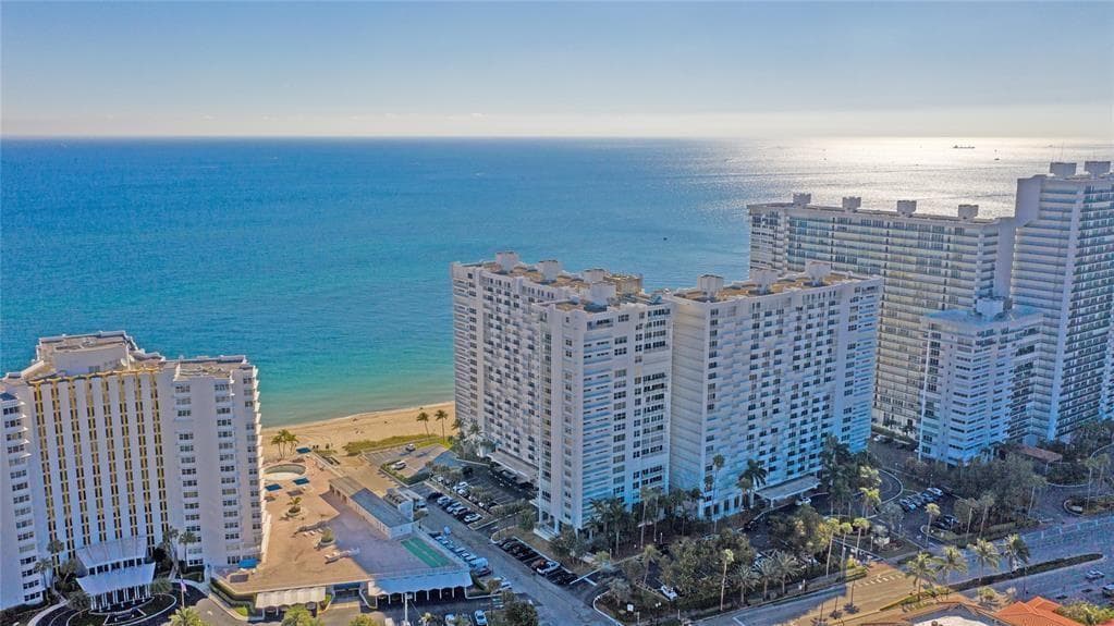 4300 N Ocean Boulevard 14g photo 4