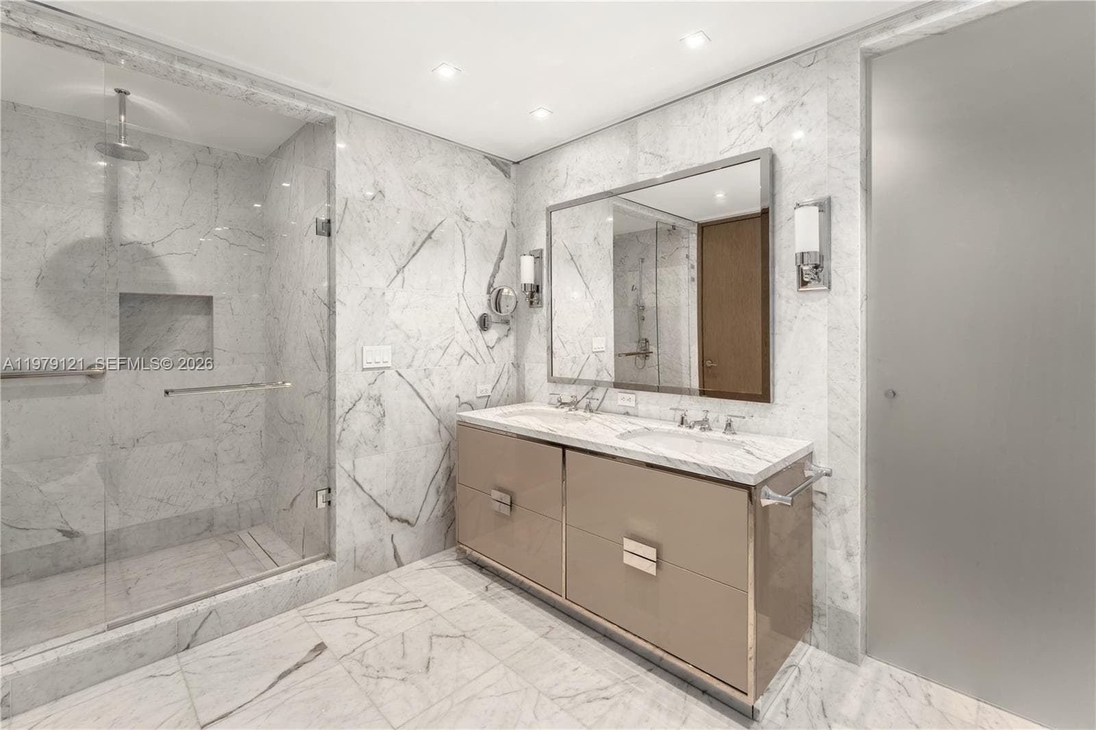 15701 Collins Ave 4802 photo 19
