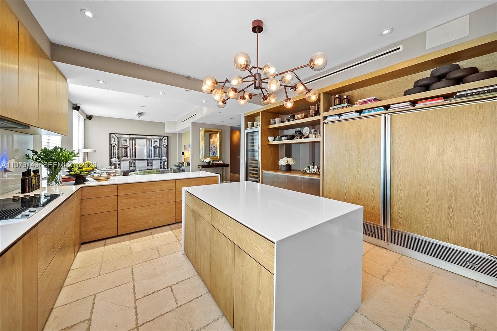 5801 Collins Ave PH1600 photo 8