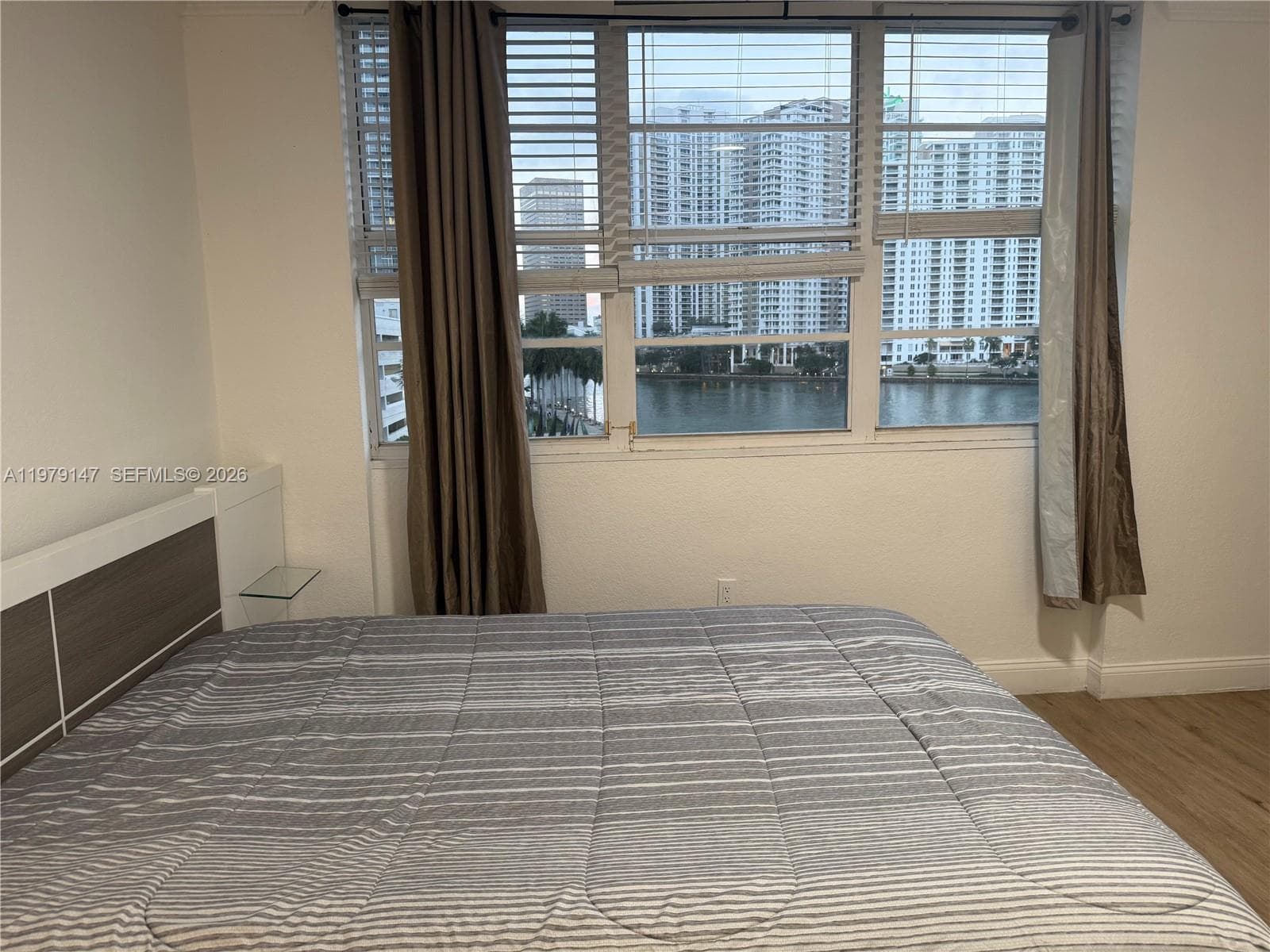 801 Brickell Bay Dr 470 photo 20