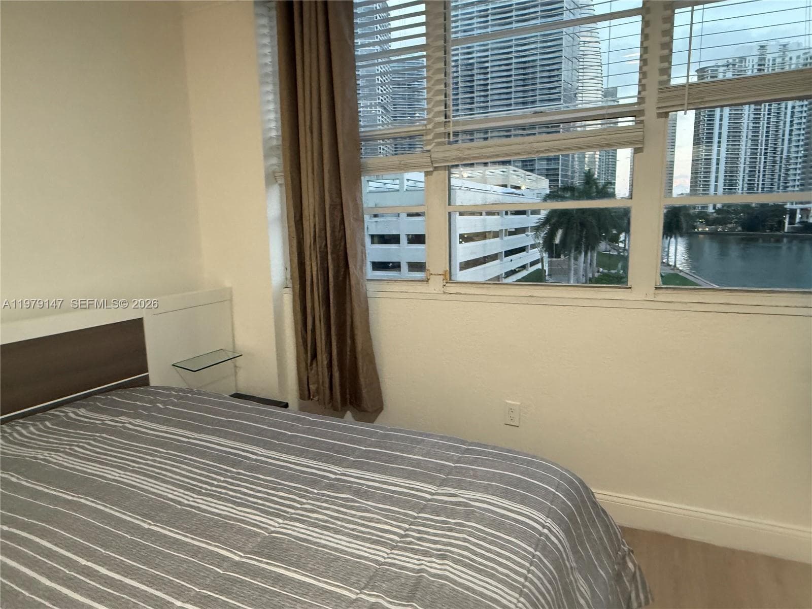 801 Brickell Bay Dr 470 photo 21