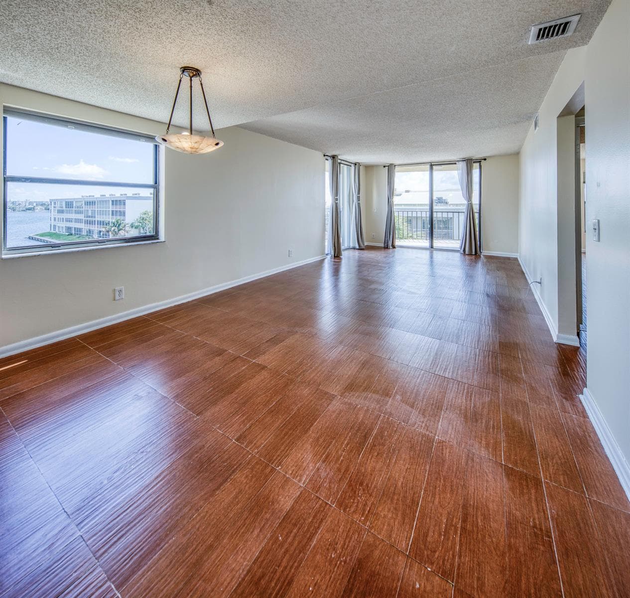 890 N Federal Highway 412 photo 2
