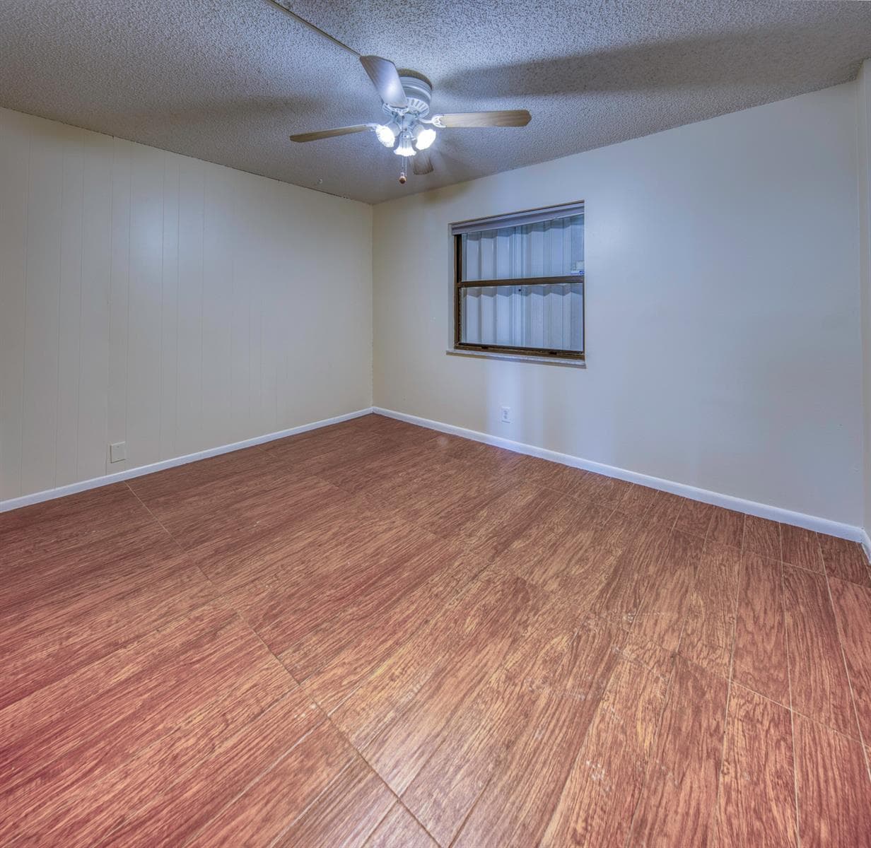 890 N Federal Highway 412 photo 24