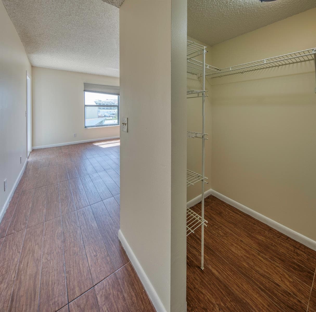 890 N Federal Highway 412 photo 25