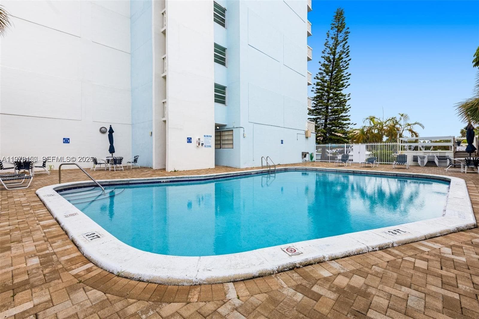 13155 Ixora Ct 406 photo 20
