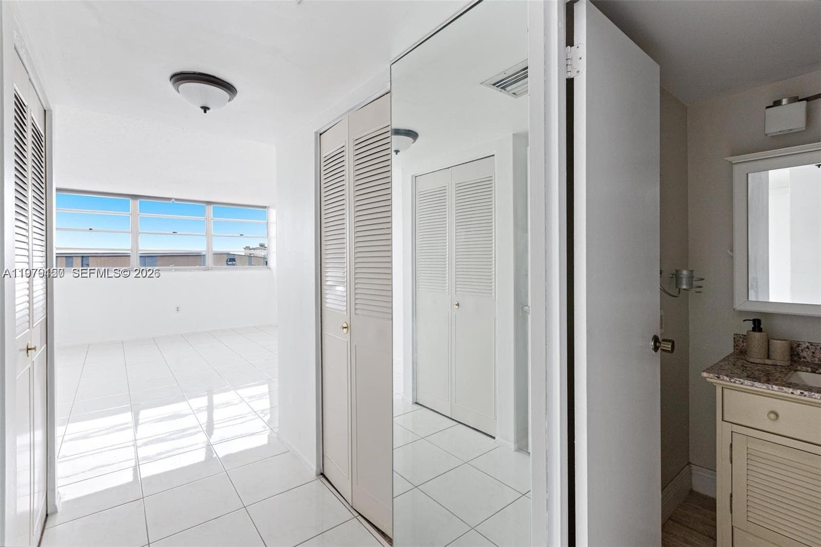 13155 Ixora Ct 406 photo 10
