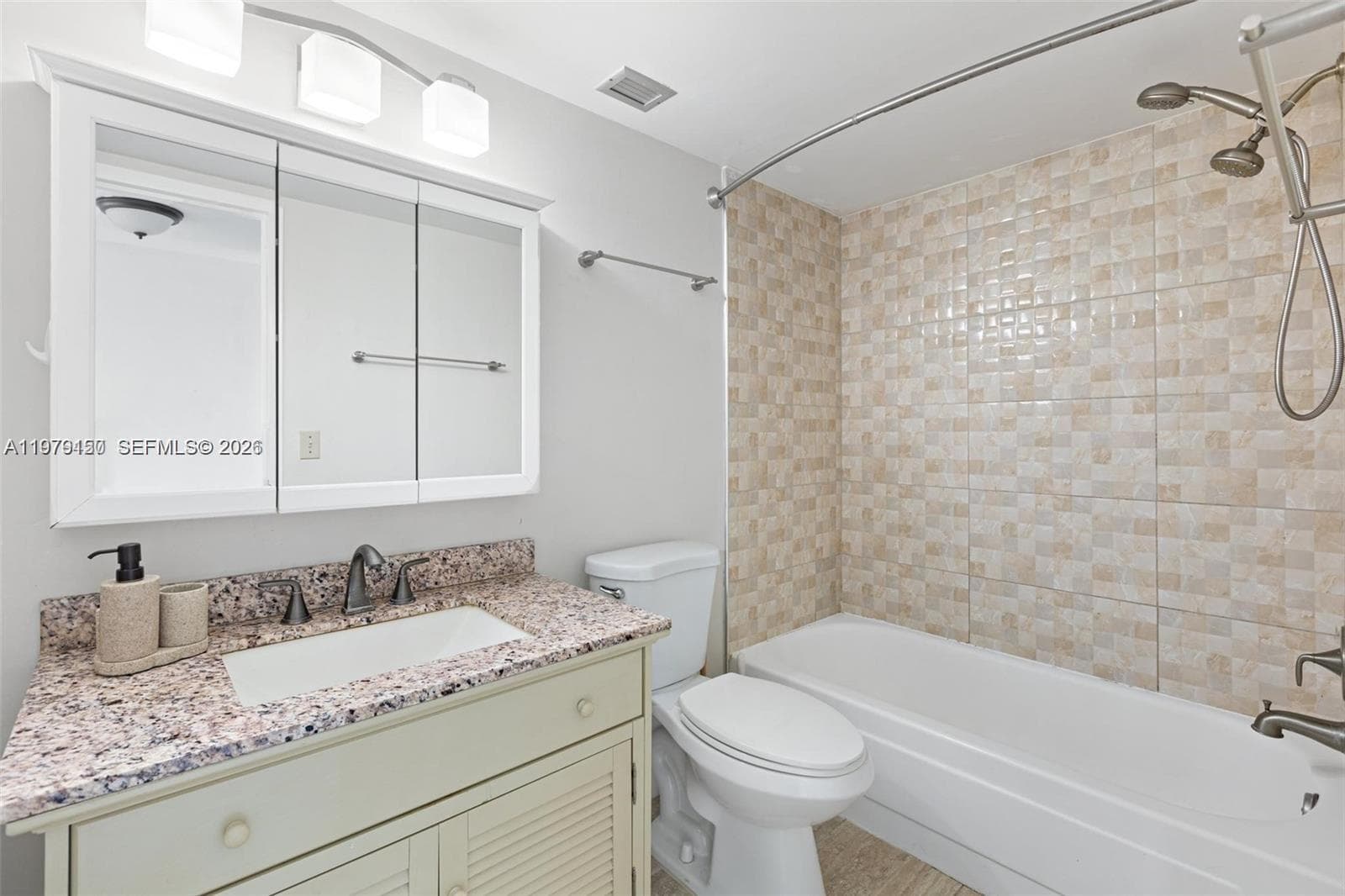 13155 Ixora Ct 406 photo 14