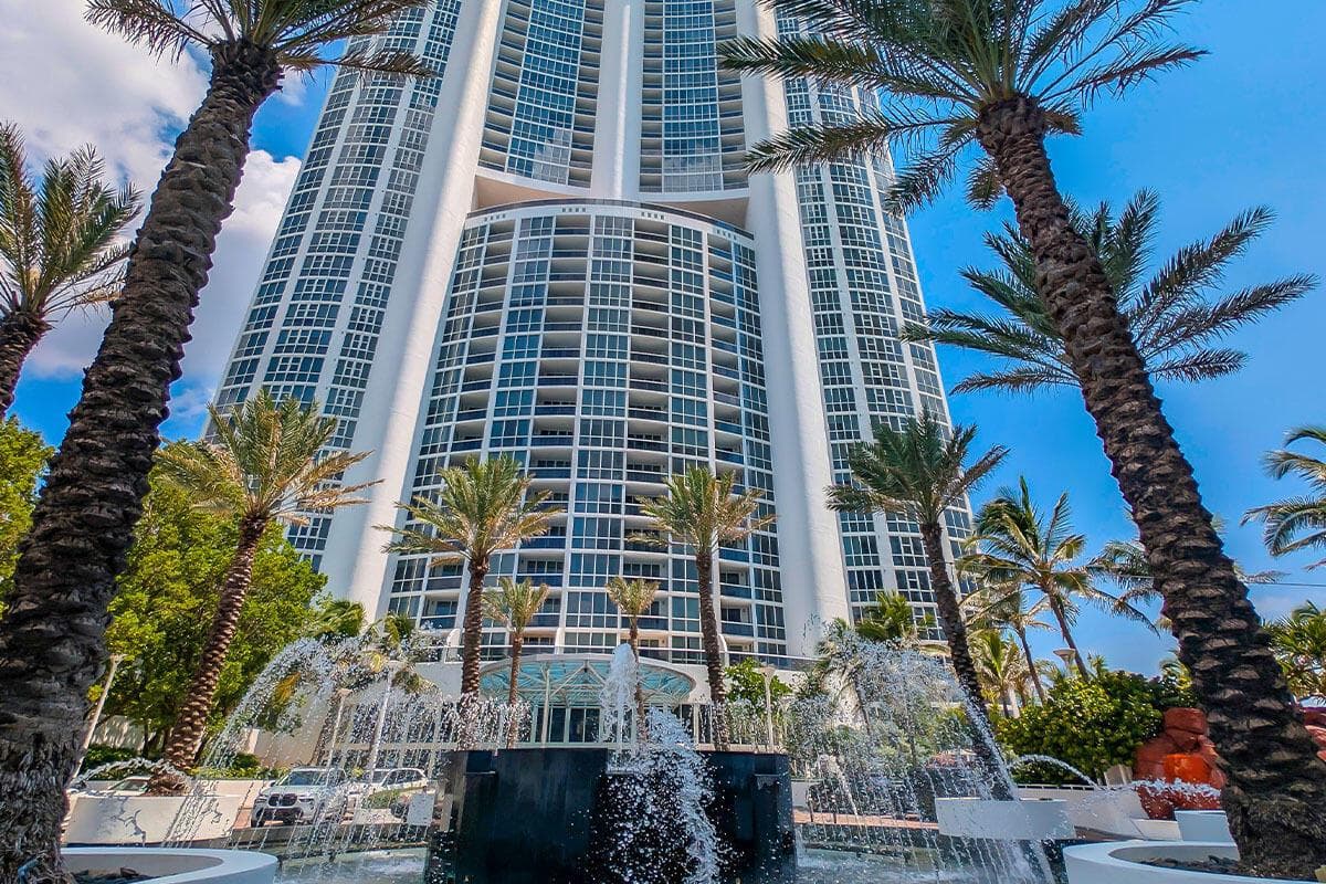 18201 Collins Avenue 3301a photo 6