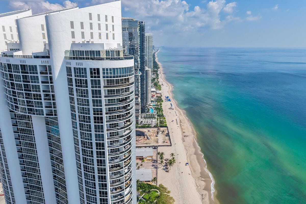 18201 Collins Avenue 3301a photo 3