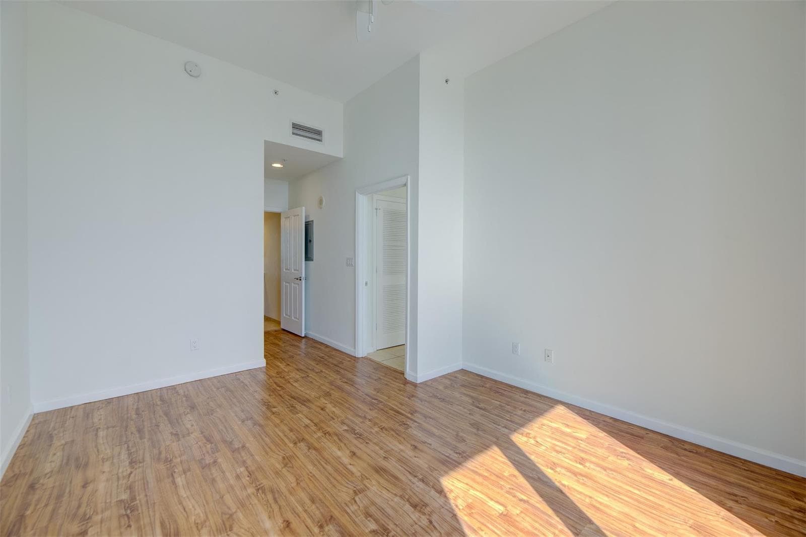 511 SE 5th Avenue 1913 photo 17
