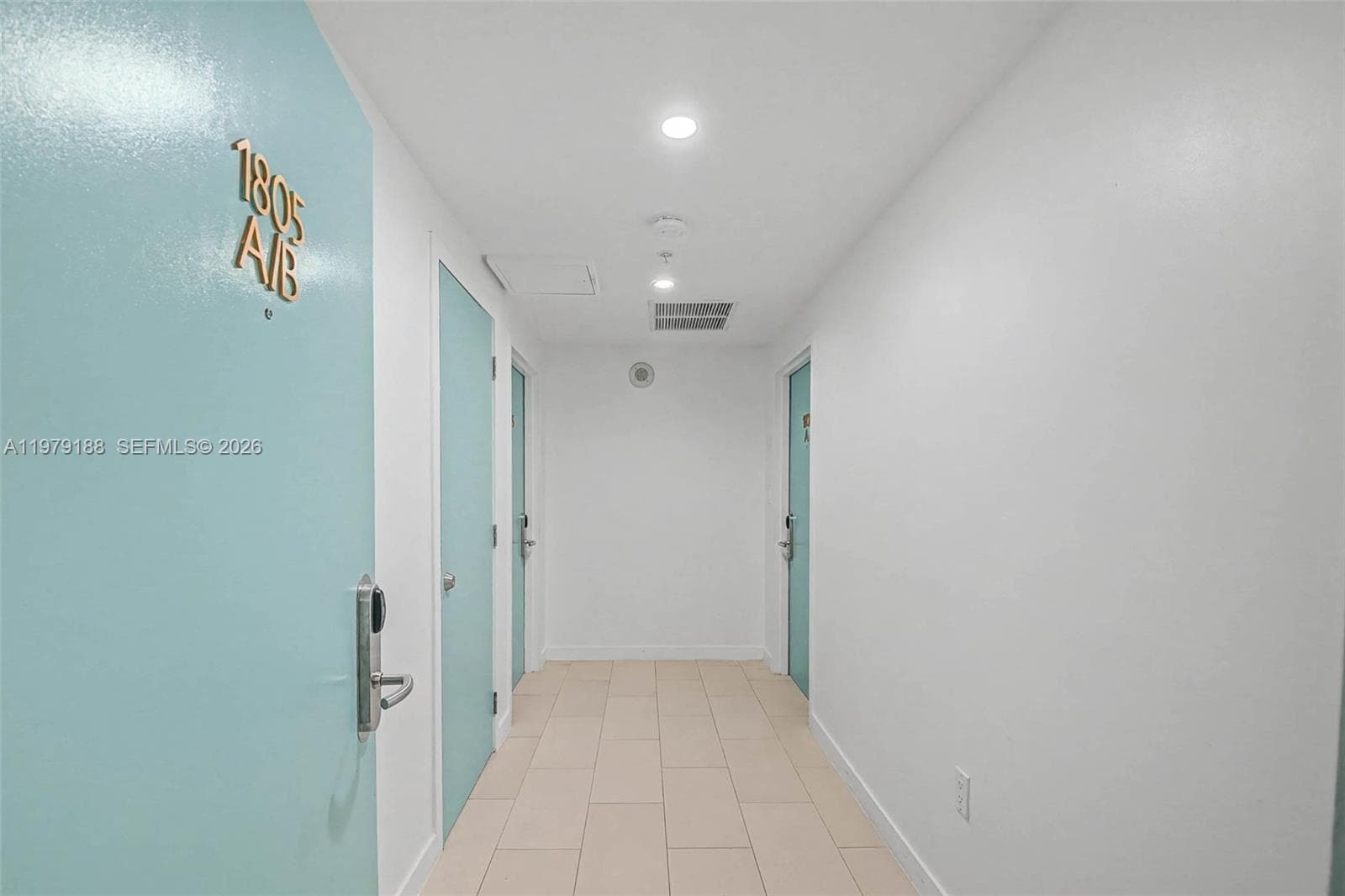 1805 photo 16
