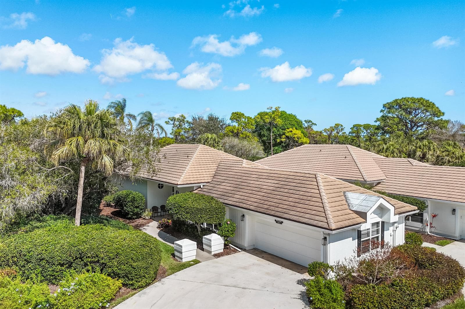 2201 NW Seagrass Drive photo 1