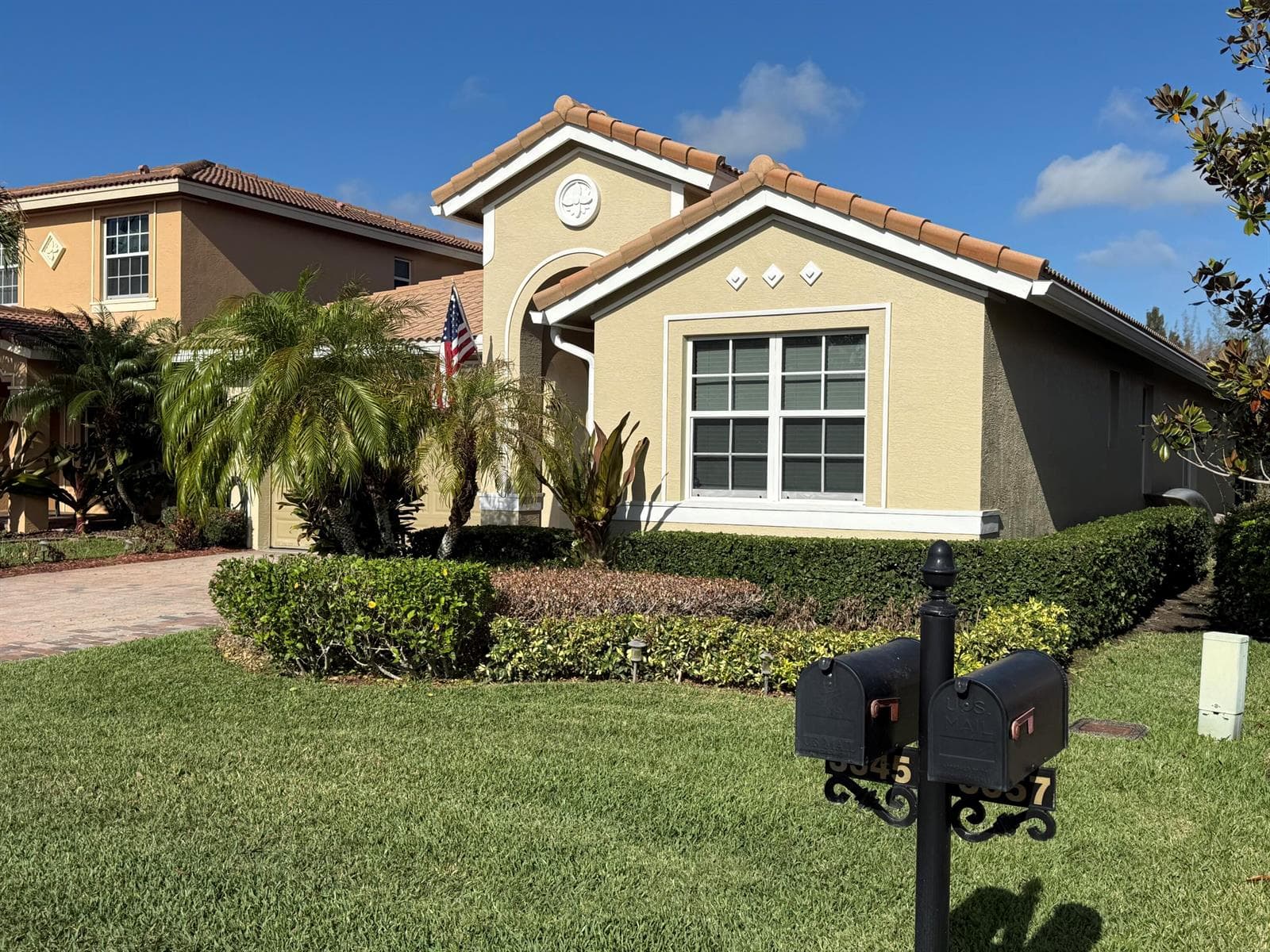 3345 SW Porpoise Circle SW photo 6
