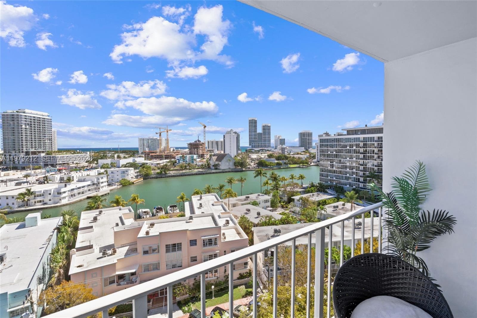 6900 Bay Dr 10H photo 14
