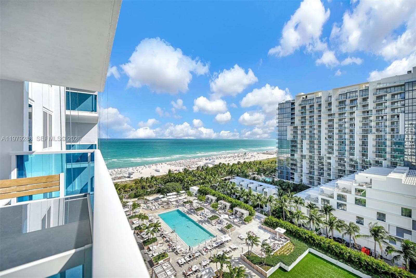 2301 Collins Ave 1204 photo 2