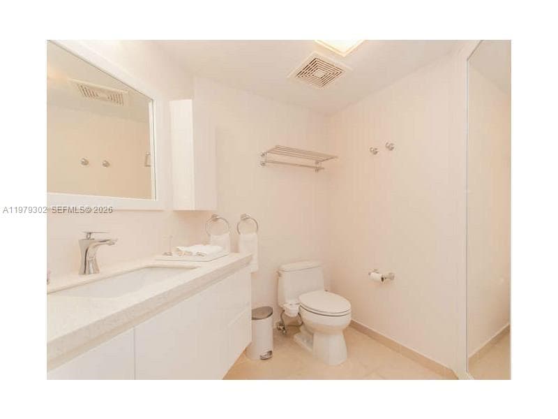 16699 Collins Ave 2406 photo 9