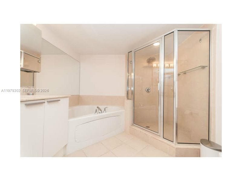 16699 Collins Ave 2406 photo 21