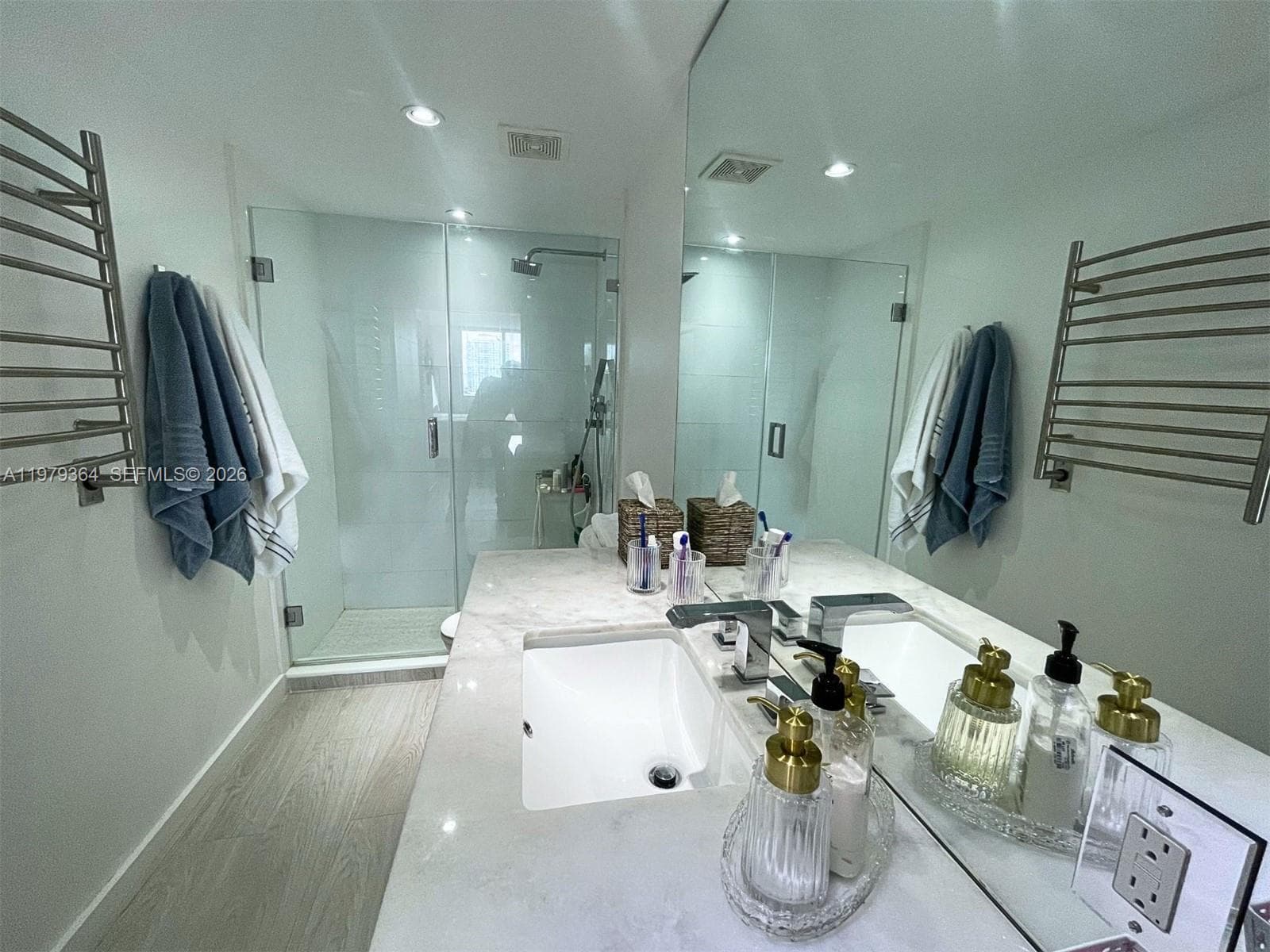 500 Bayview Dr 1123 photo 11