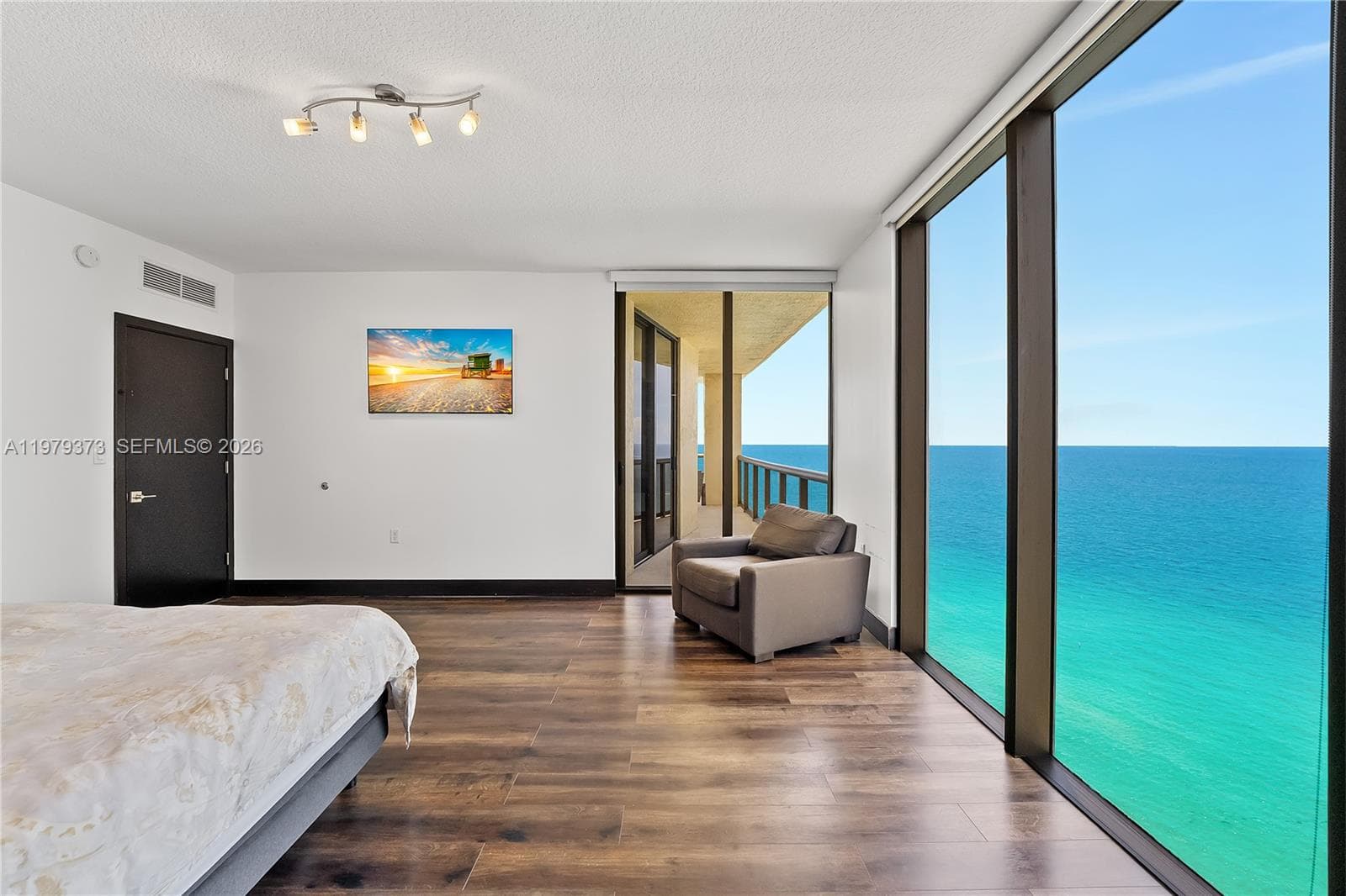 16275 Collins Ave 2101 photo 18