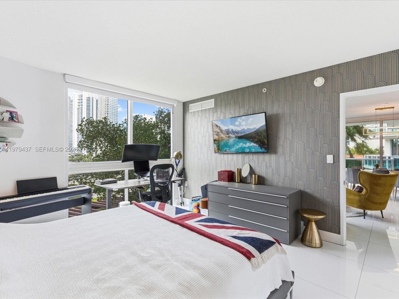 200 Sunny Isles Blvd 2-702 photo 7