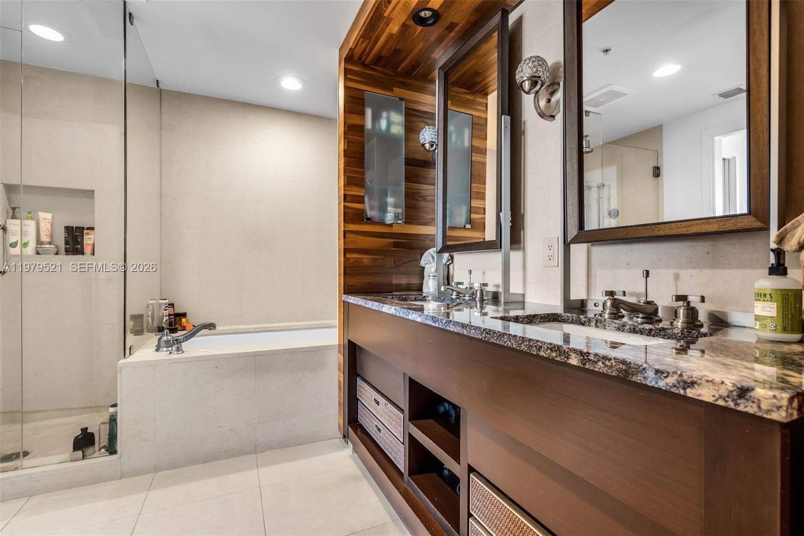 6899 Collins Ave 2403 photo 16