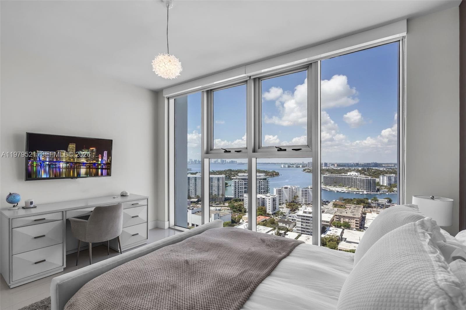 6899 Collins Ave 2403 photo 11