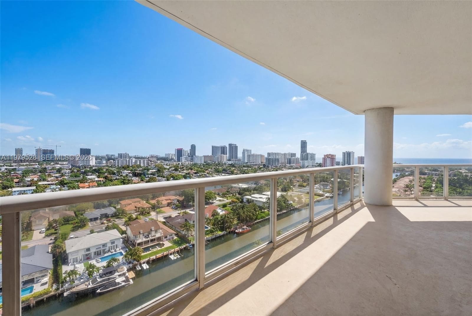 3600 Yacht Club Dr 1802 photo 2