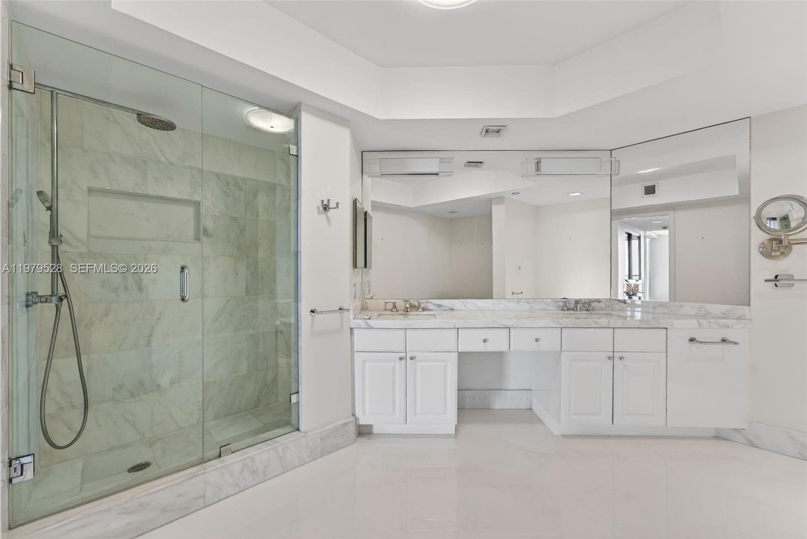 3600 Yacht Club Dr 1802 photo 16