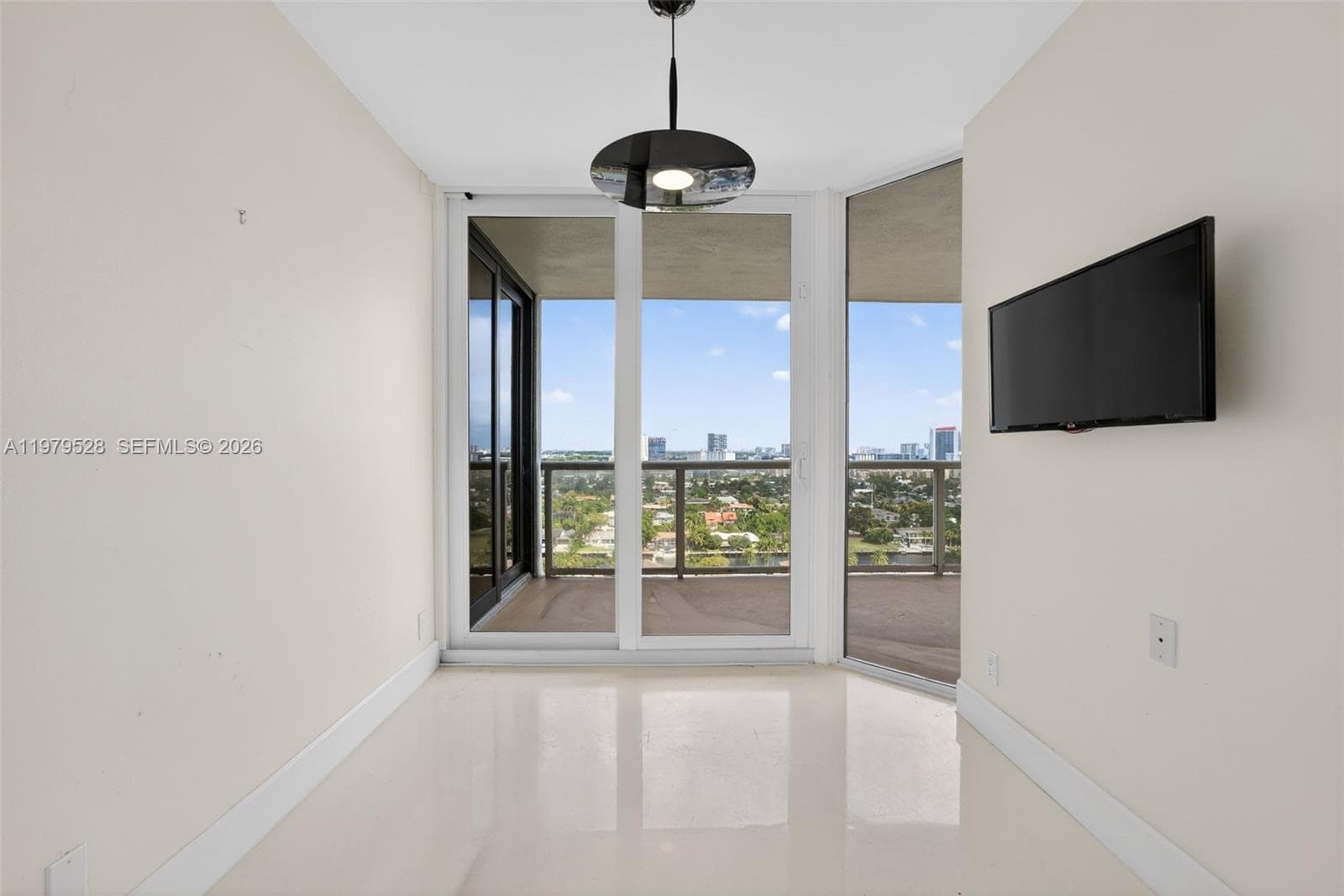 3600 Yacht Club Dr 1802 photo 18