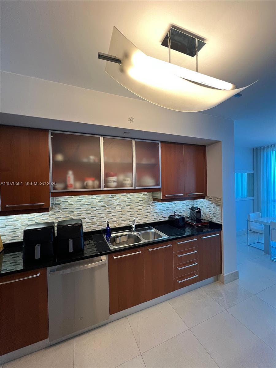 3101 S Ocean Dr 3102 photo 12