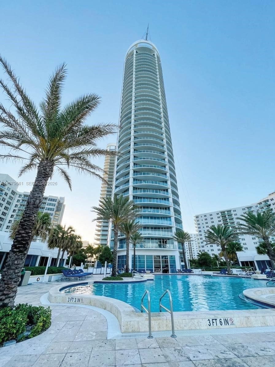 3101 S Ocean Dr 3102 photo 1