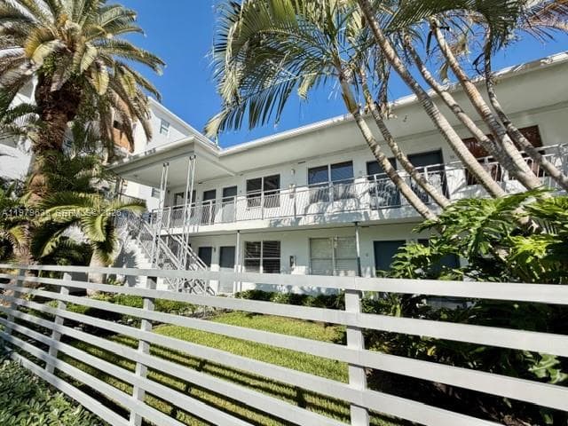 2445 Lake Pancoast Dr 7 photo 2