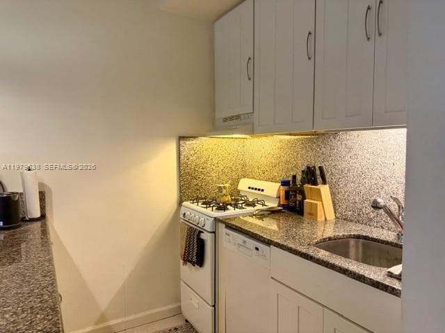 2445 Lake Pancoast Dr 7 photo 13