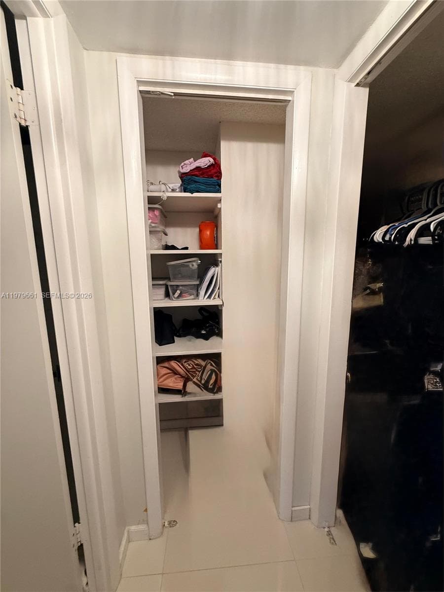 6039 Collins Ave 635 photo 14