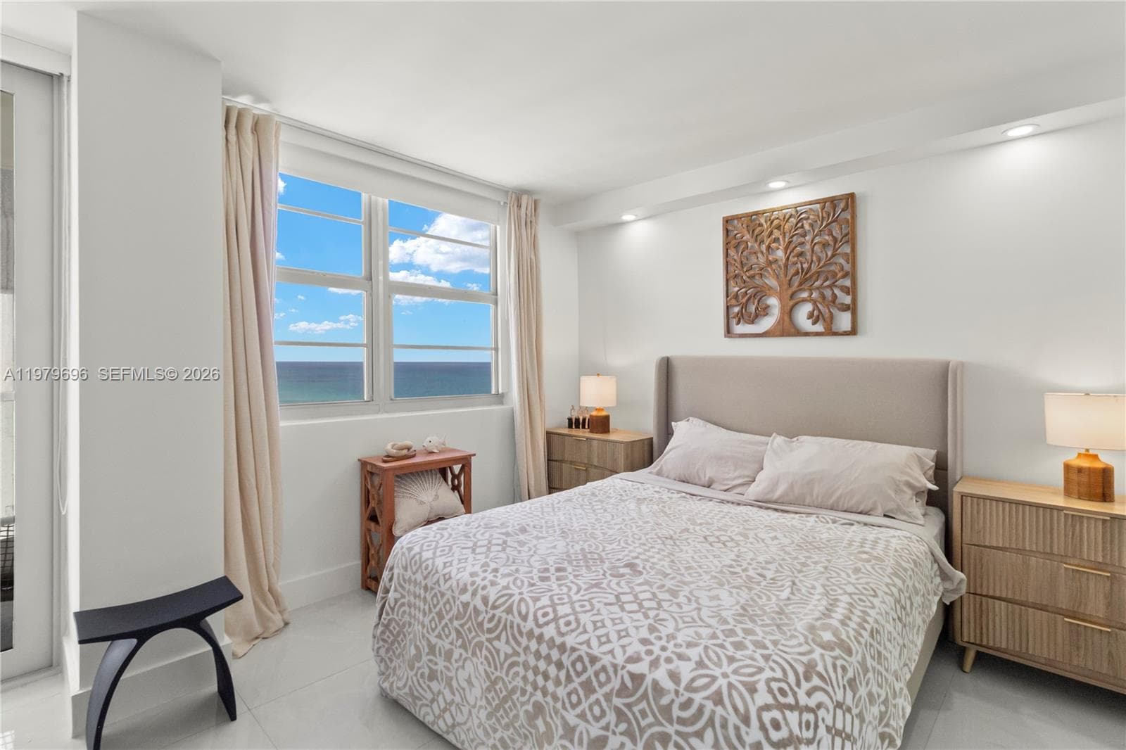5701 Collins Ave 1619 photo 22