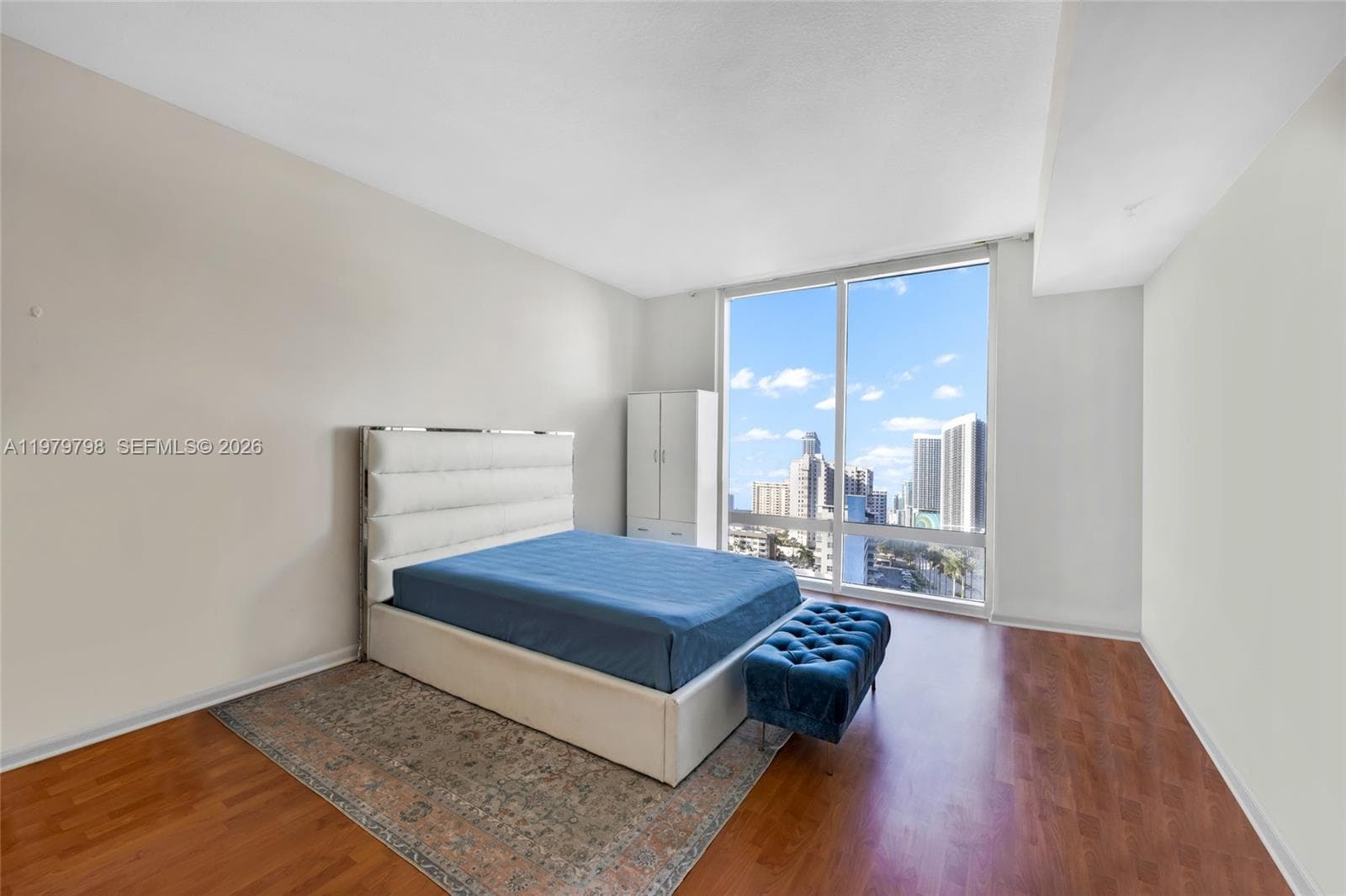 1945 Ocean Dr 714 photo 12