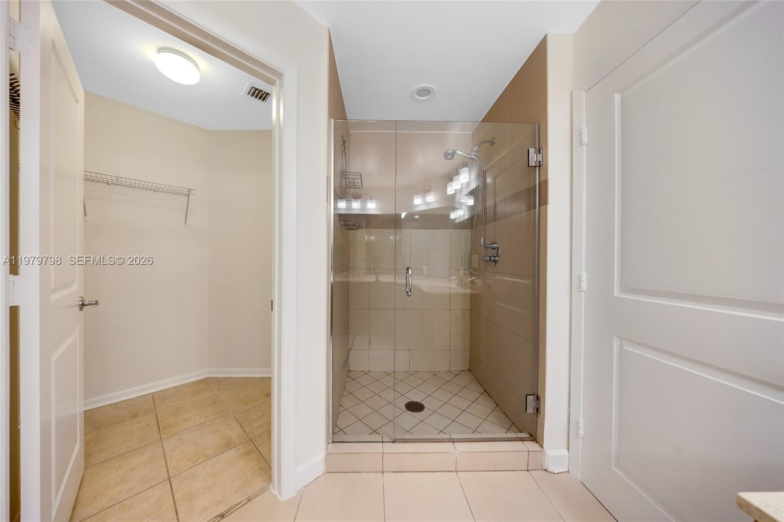 1945 Ocean Dr 714 photo 9