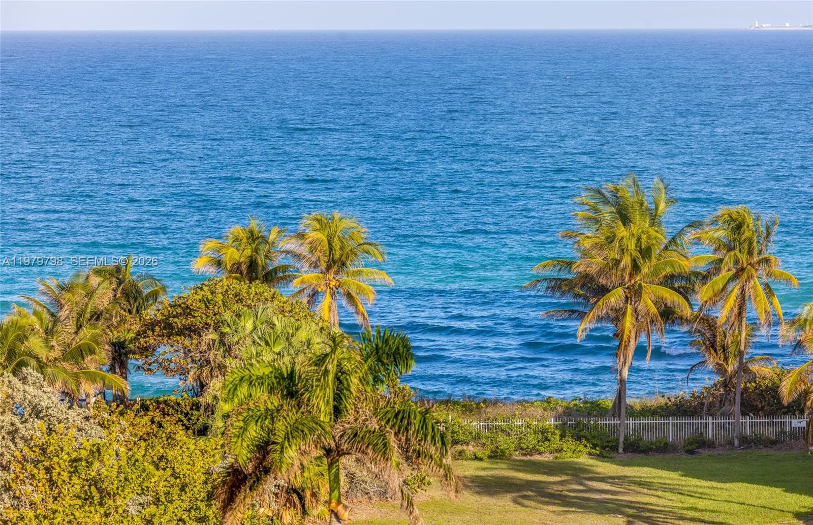 1945 Ocean Dr 714 photo 18