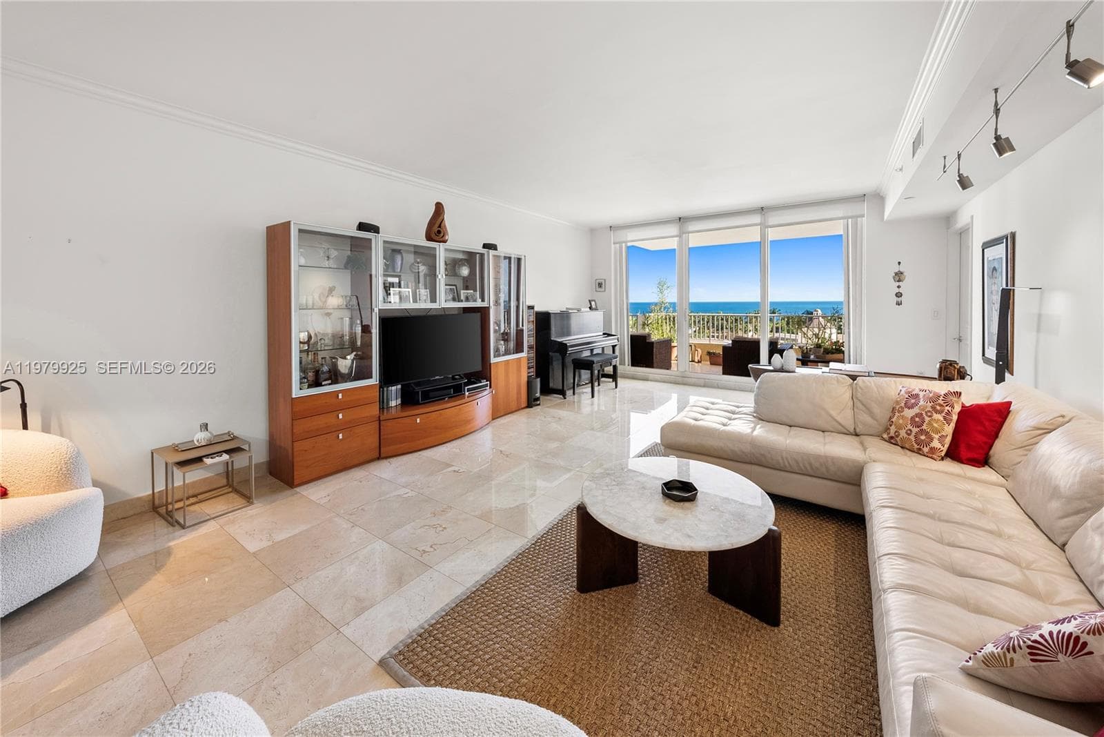 781 Crandon Blvd 804 photo 14