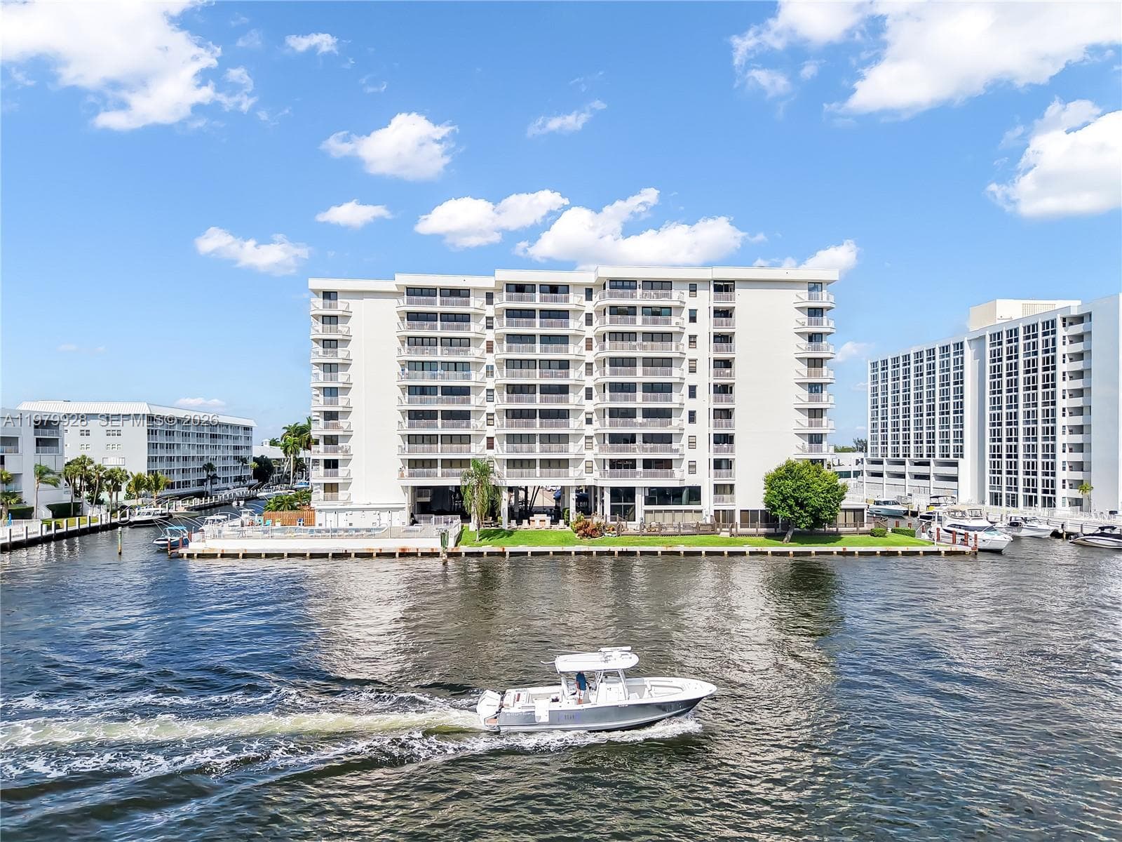 3100 48th St PH18 photo 7