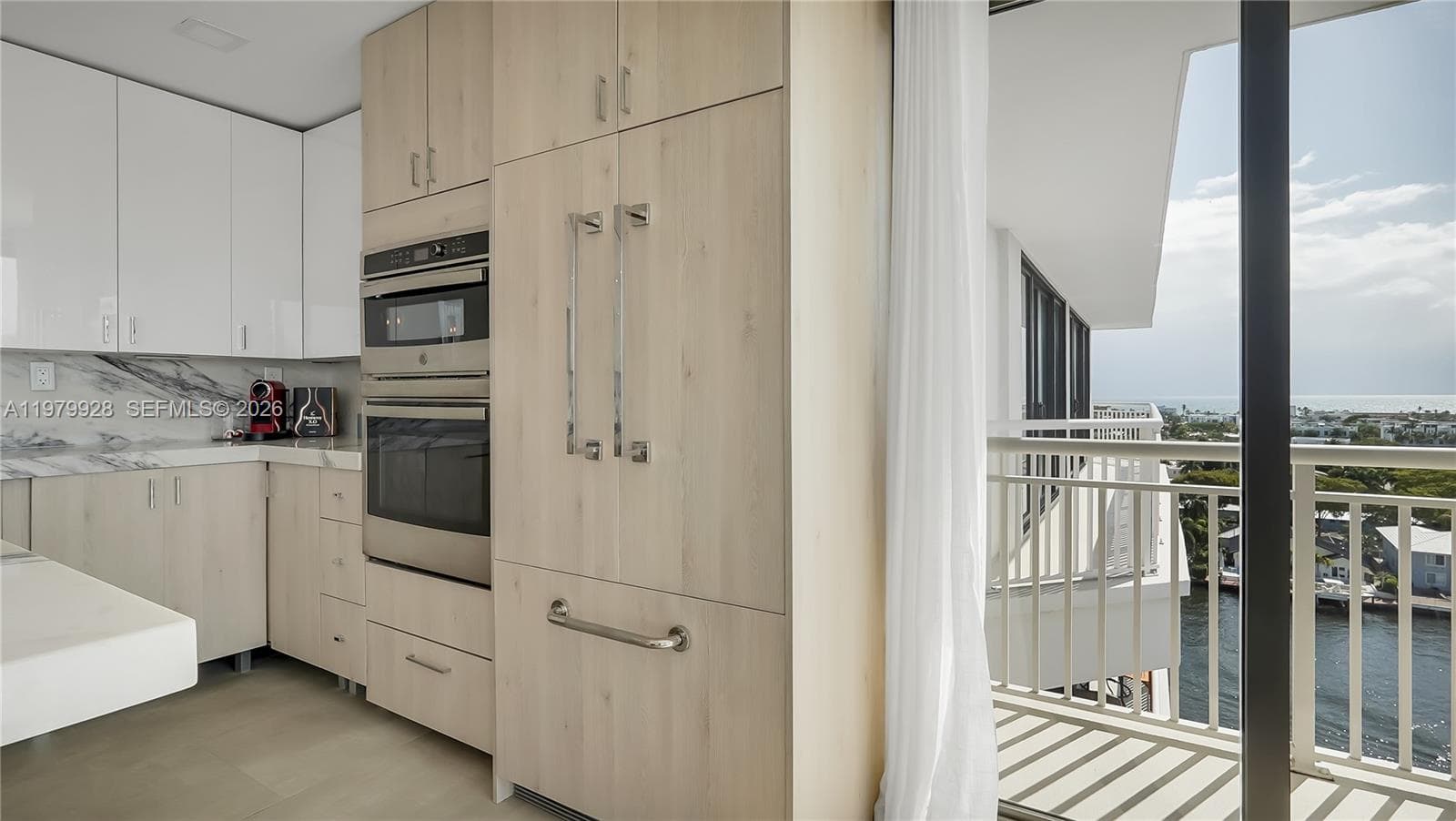 3100 48th St PH18 photo 19