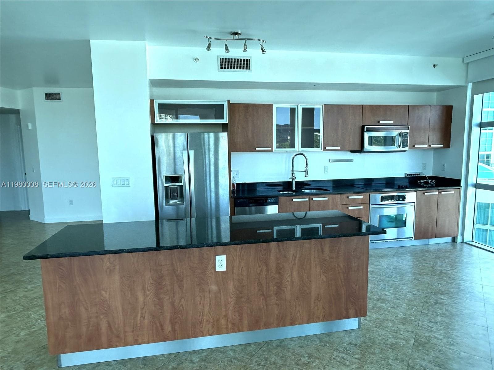 3131 NE 188 ST 2-601 photo 7