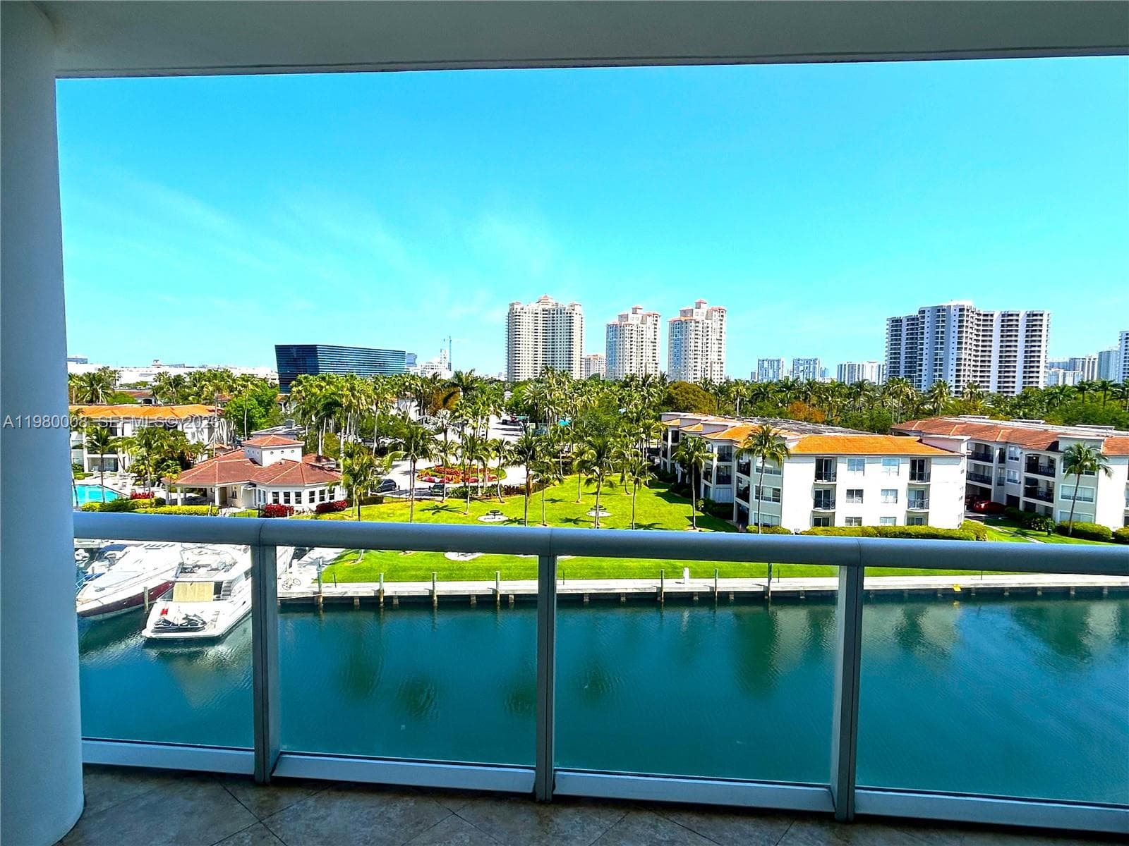 3131 188 ST 2-601 photo 3