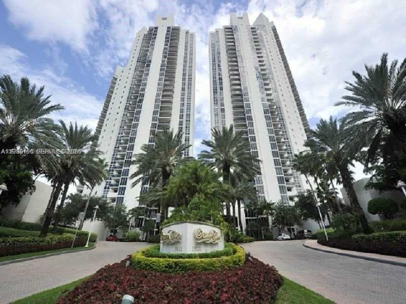 19111 Collins Ave 803 photo 1