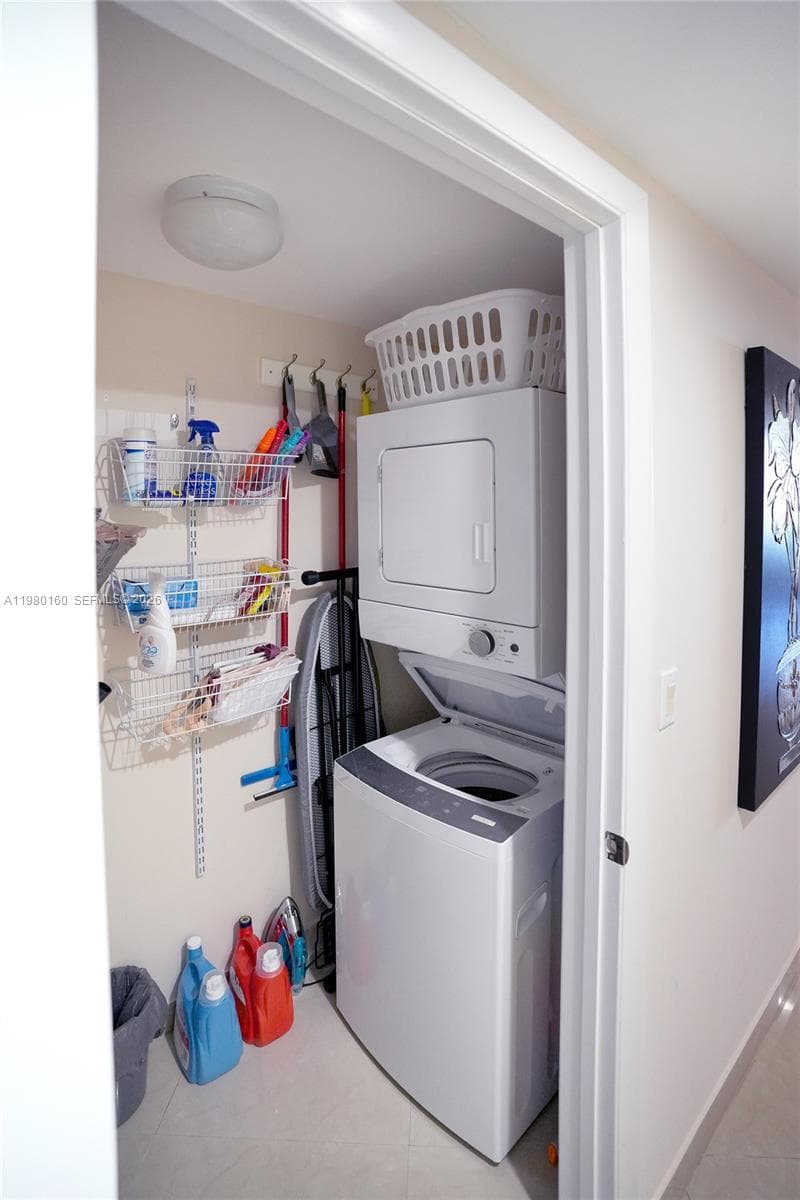 1830 S Ocean Dr 4111 photo 24