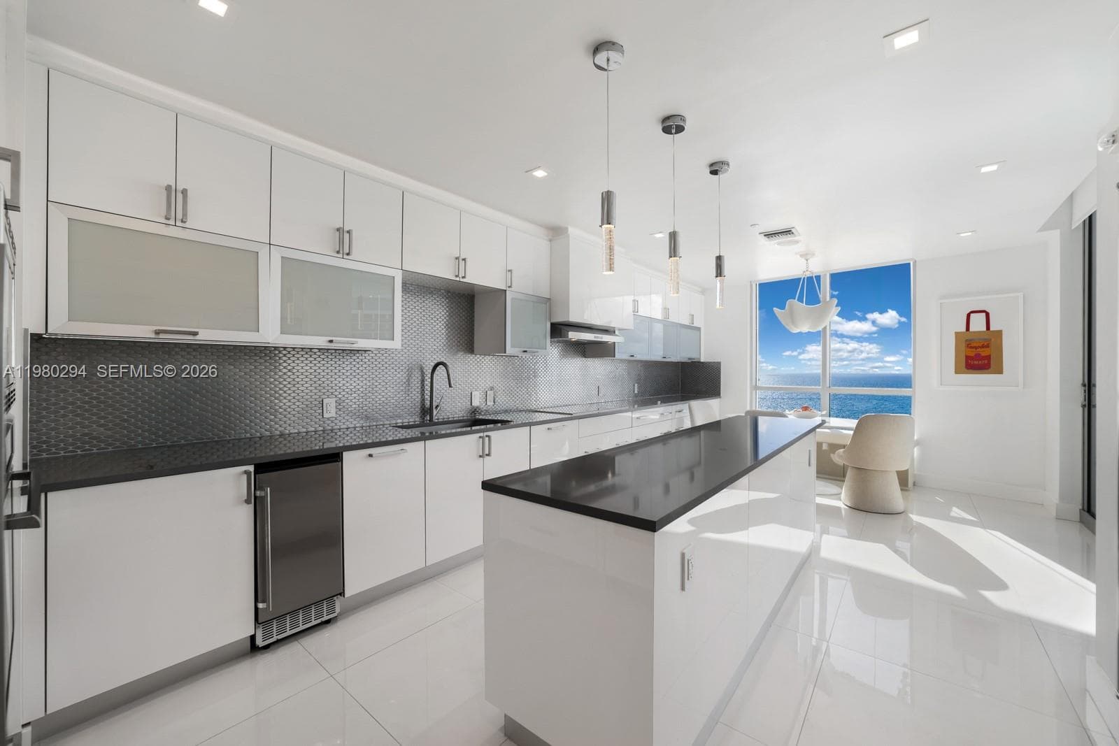 5959 Collins Ave 1606 photo 7